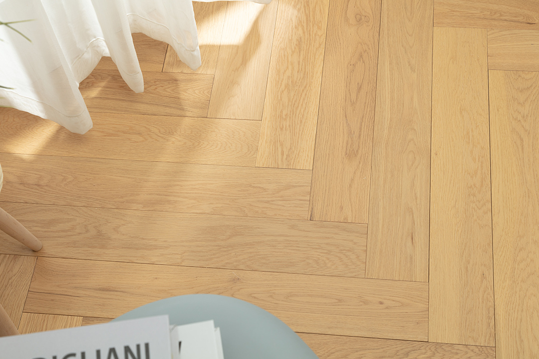 斯卡蓝地板 | 新三层橡木人字拼地板，诠释地板美学！