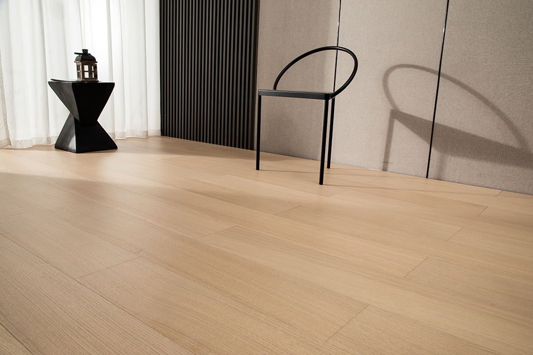 斯卡蓝地板 | 纯三层欧橡实木地板-提升家的幸福感！